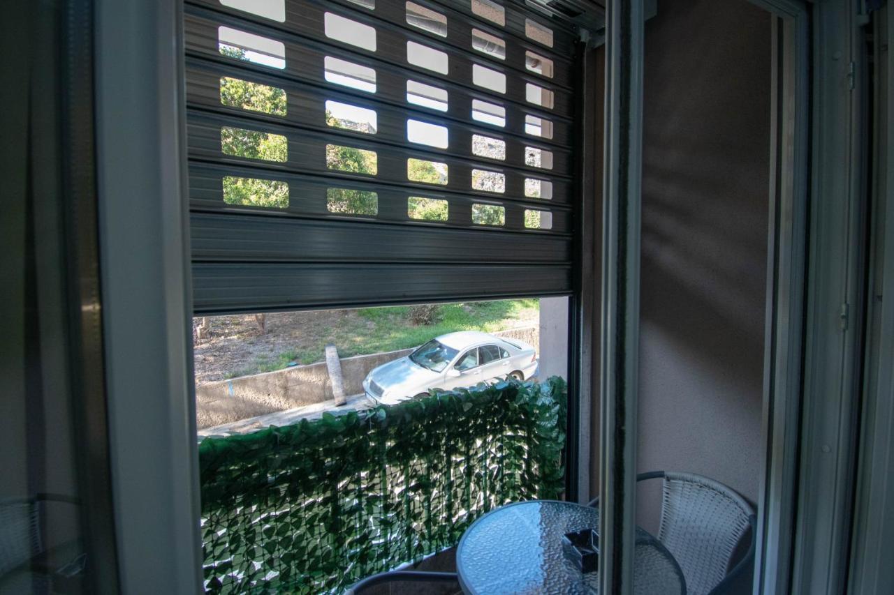 Emas Apartment *